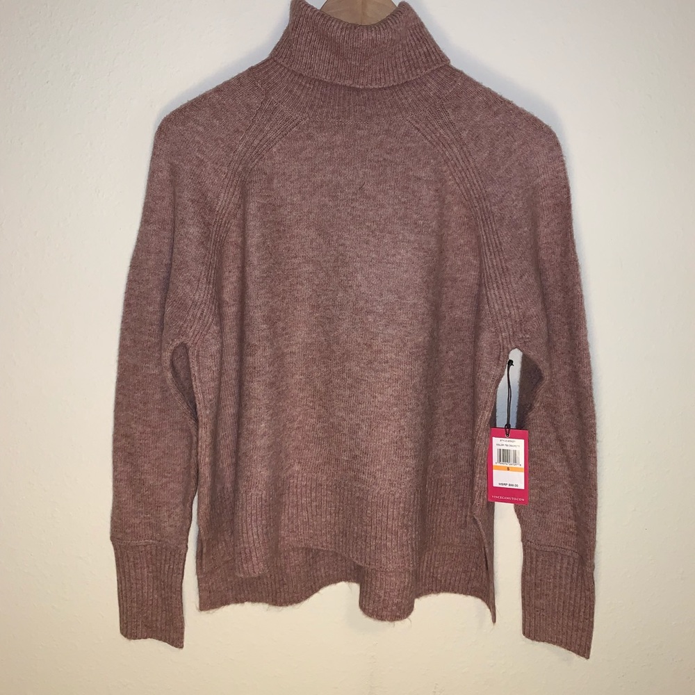 Vince Camuto Sweater